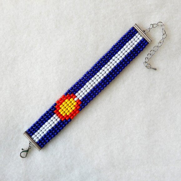 Colorado state flag bead bracelet, handmade, adjustable length - Picture 2 of 6